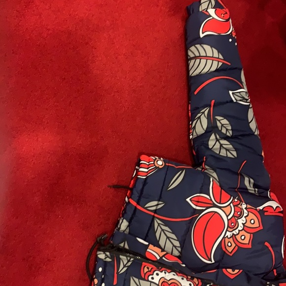 MEGA FASHION CLUB BUBBLE JACKET Lrg - Picture 1 of 10